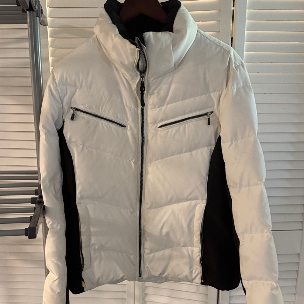 Calvin Klein White and Black Puffer Jacket